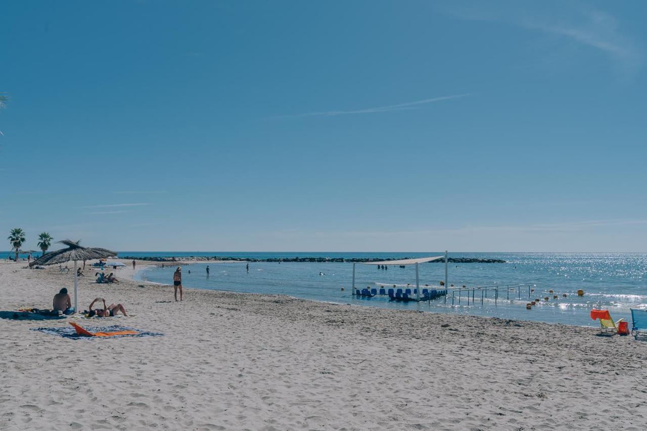 Vivienda Turistica Sunbeach-Xilxes Vt-42192-Cs Exterior photo